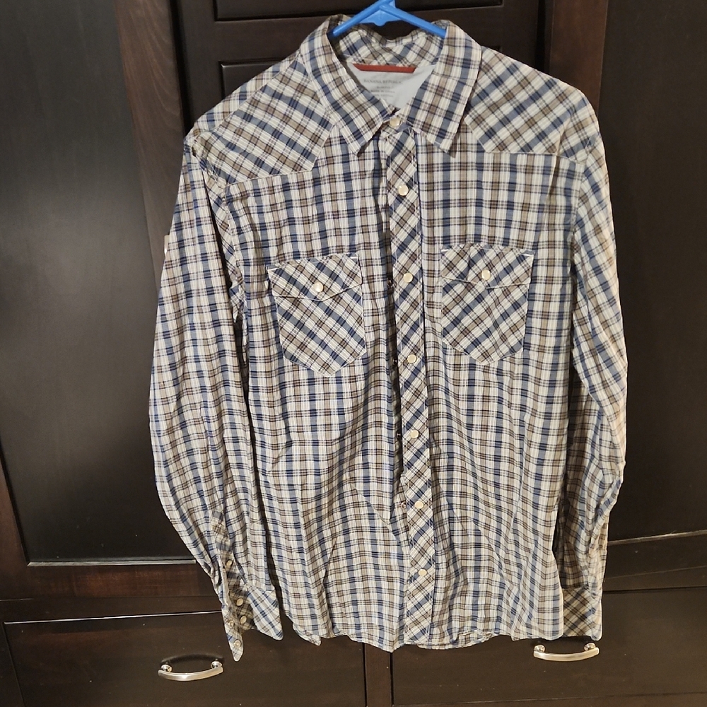 Banana Republic Men's Blue and Cream Checkered Shirt